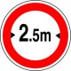 Panneau routier Accès interdit aux véhicules dont la largeur, chargement compris, est supérieure au nombre indiqué